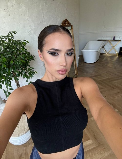 Алина Загитова
