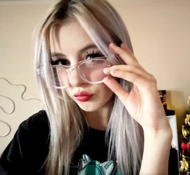 Фенечка Фрикленд (Fenechka97)