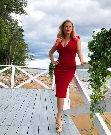 Анна Семенович