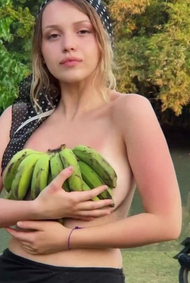 Василина Юсковец