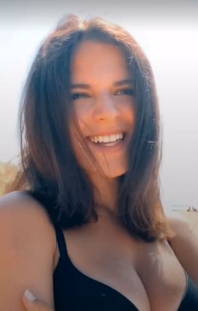 Анна Комарова (Anny Myrrr)