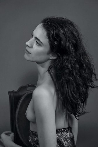 Маргарет Куолли (Margaret Qualley)