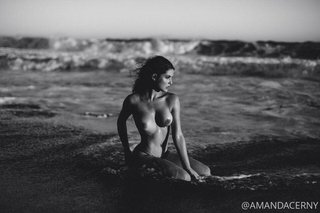 Аманда Черни (Amanda Cerny)