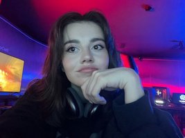 Сабина Хайрова