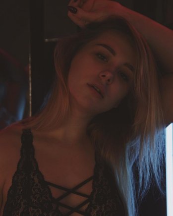 Kseniya Khoffman