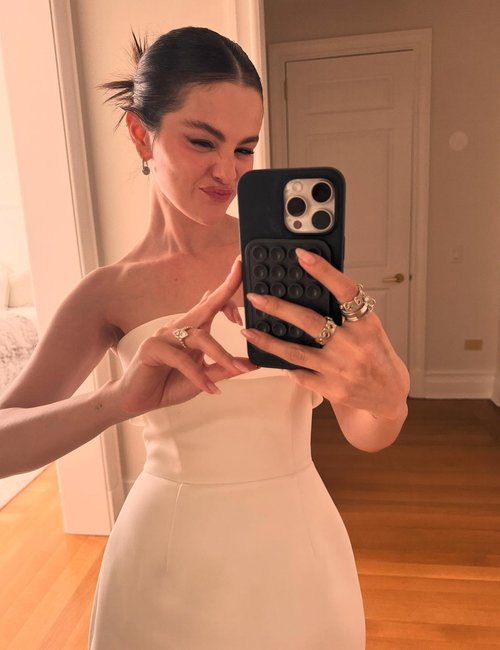 Селена Гомес