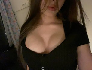 Киса Мионова (rizwasqx)