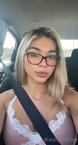 Aishah Sofey (Kawaii Sofey)