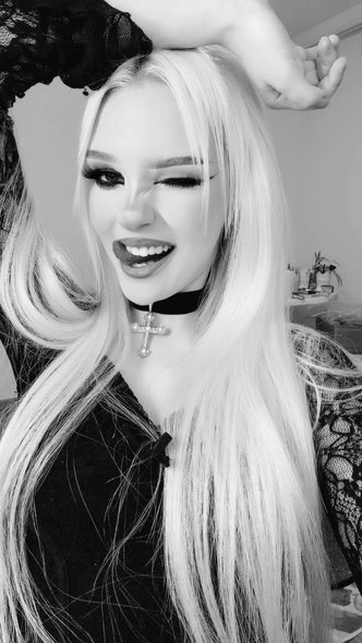 esenia barbie