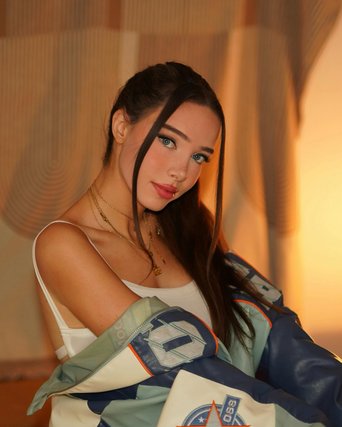 Lydia Violet