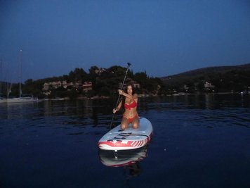 Дафни Кин