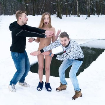 Маша Маева