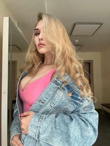 Арина Буланова (Dead Blonde)