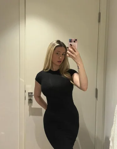 Анисимова Настя